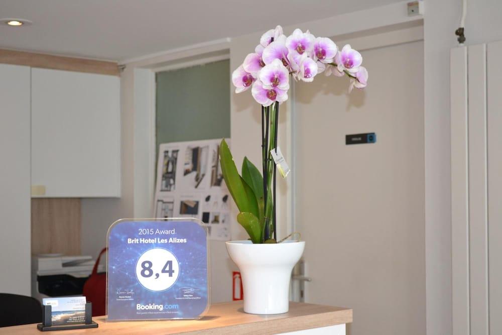 Brit Hotel Les Alizes Pornic Eksteriør bilde