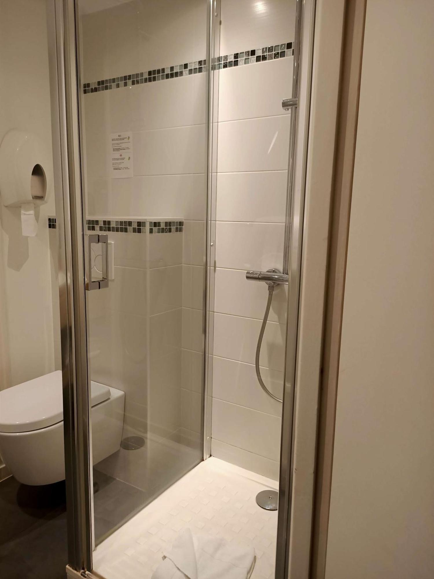 Brit Hotel Les Alizes Pornic Eksteriør bilde