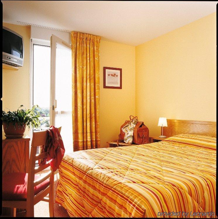 Brit Hotel Les Alizes Pornic Eksteriør bilde